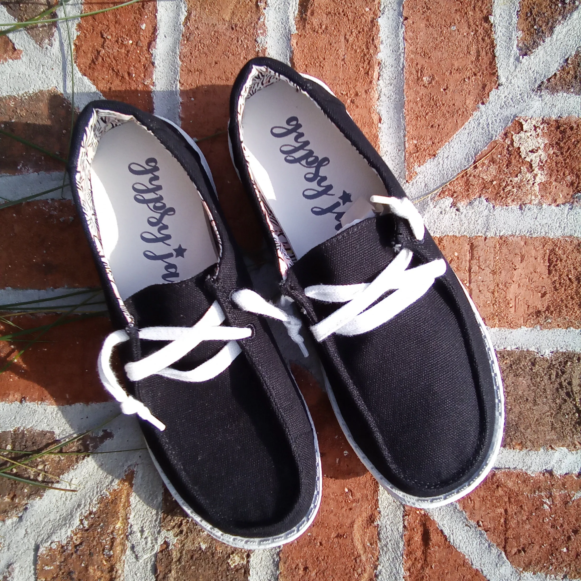 Black and White Slip Ons | Gypsy Jazz Holly4