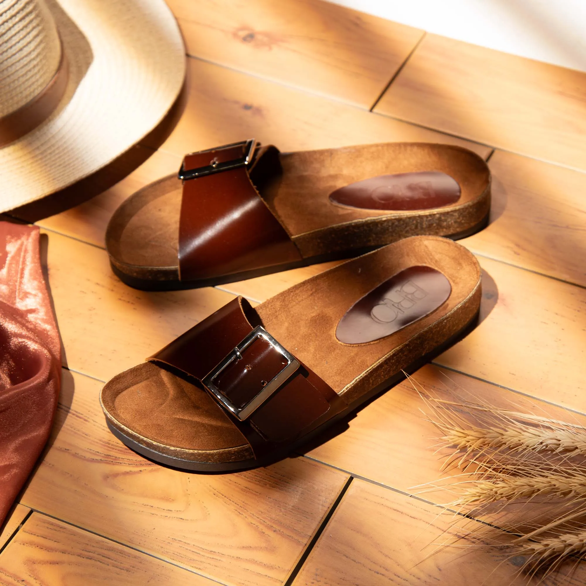 Brio Madrid Havan Natural Leather Slippers