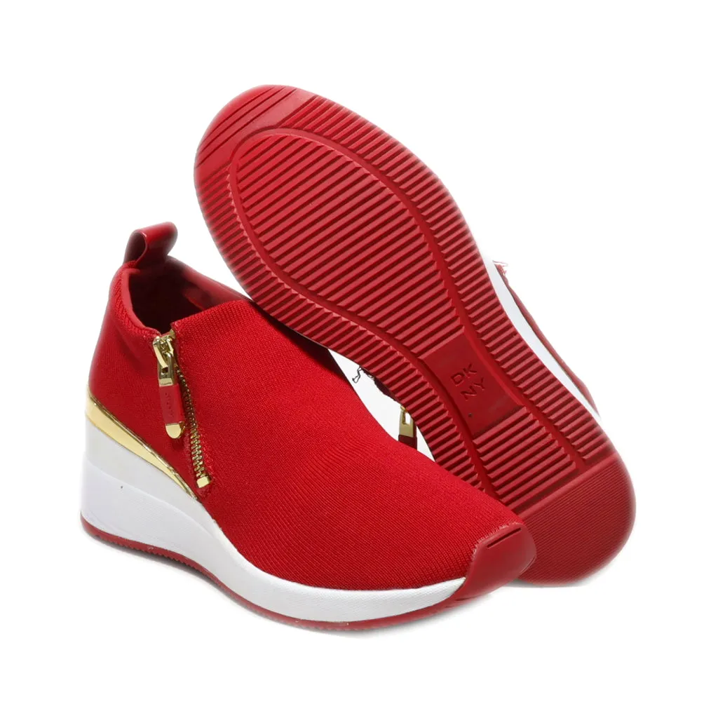 Dkny Low-Top Sneakers Leather Red Colour For Women