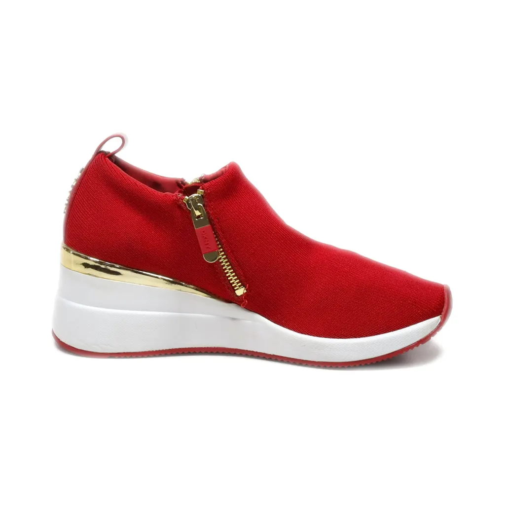 Dkny Low-Top Sneakers Leather Red Colour For Women