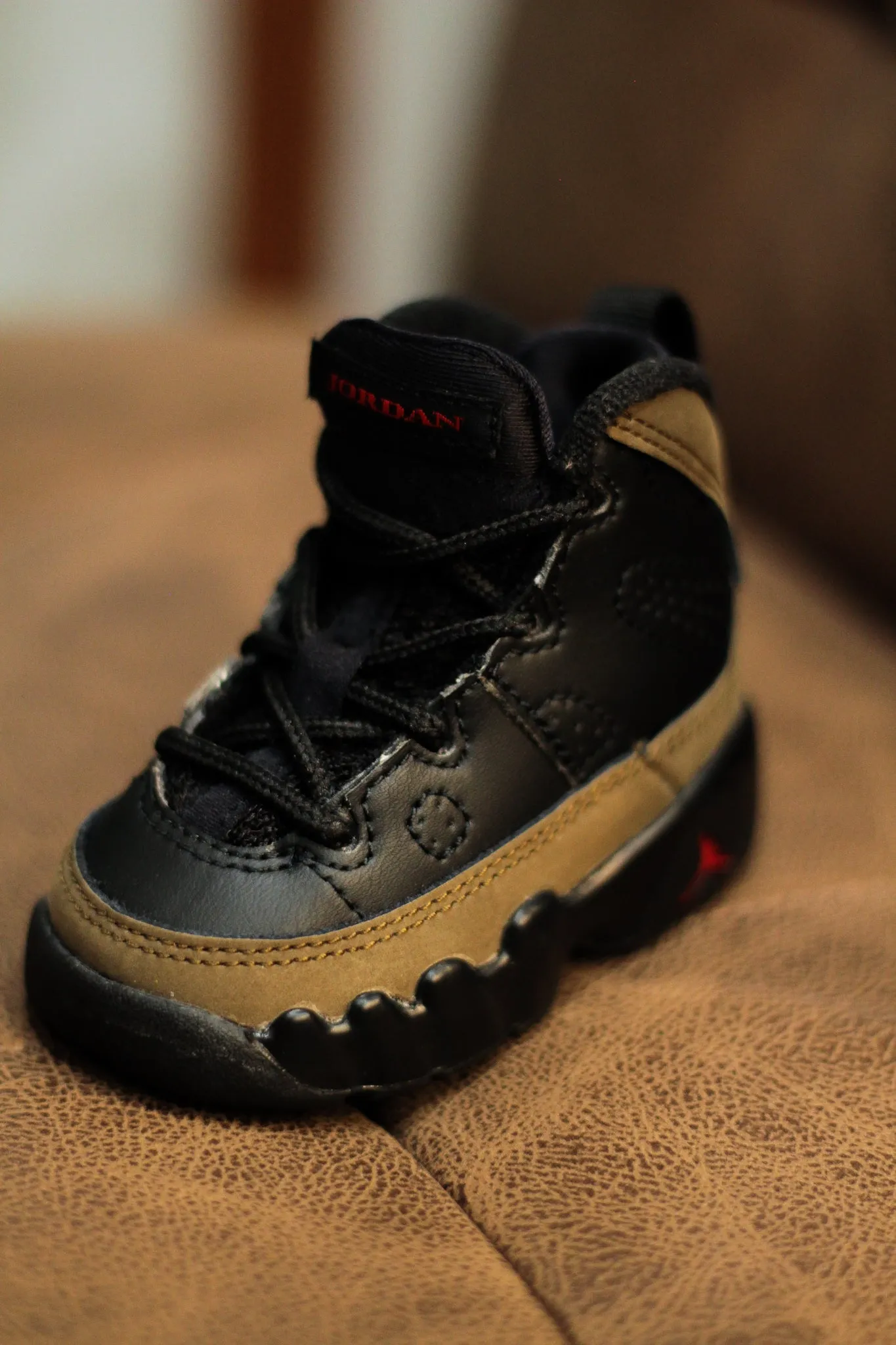 JORDAN 9 RETRO (PS) "LIGHT OLIVE"