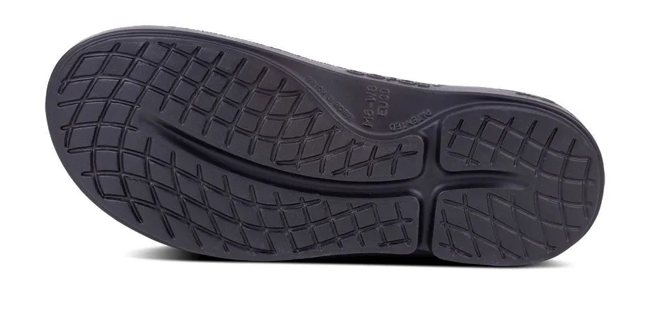 Oofos OOcloog Clog - Black