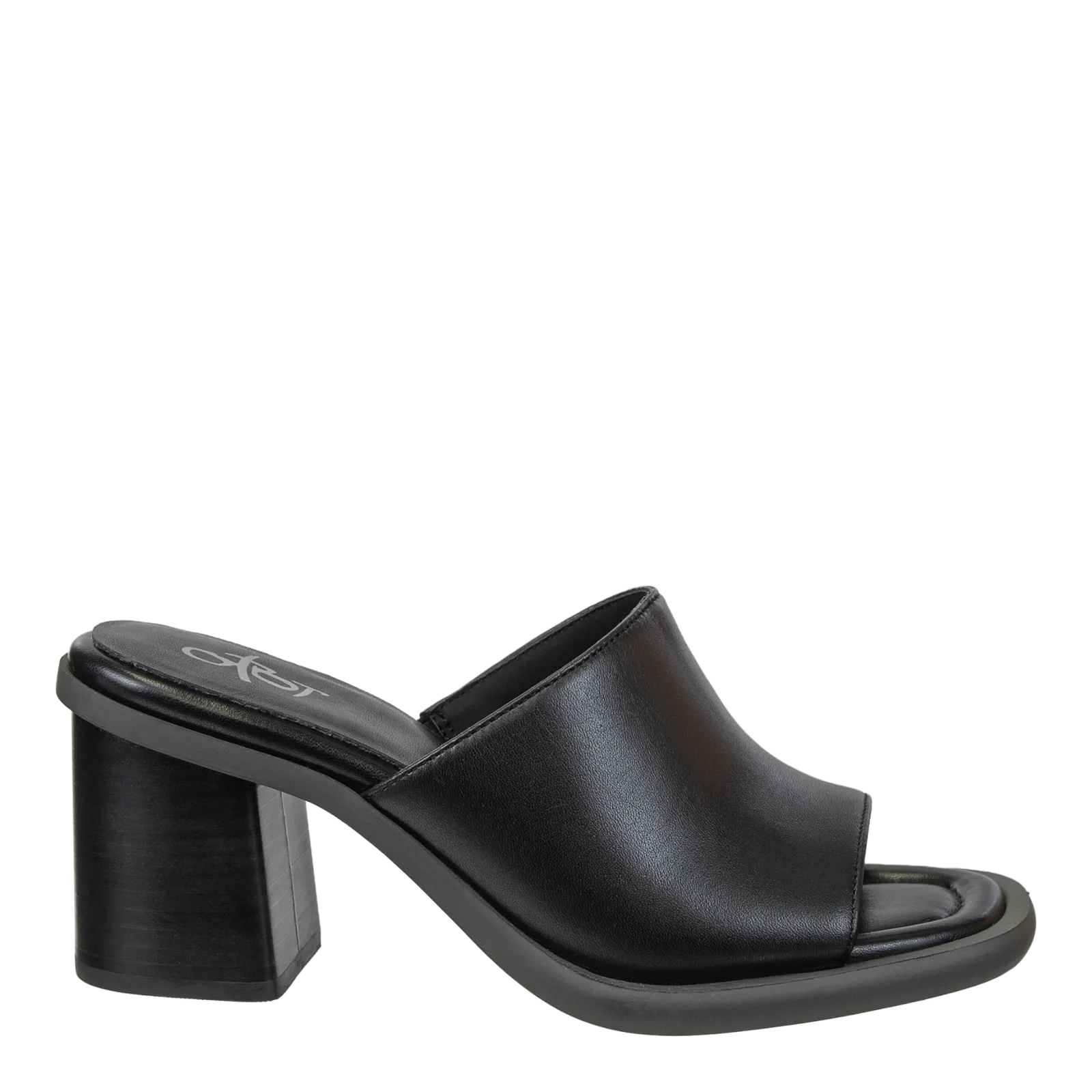 OTBT - BRAVURA in BLACK Heeled Sandals