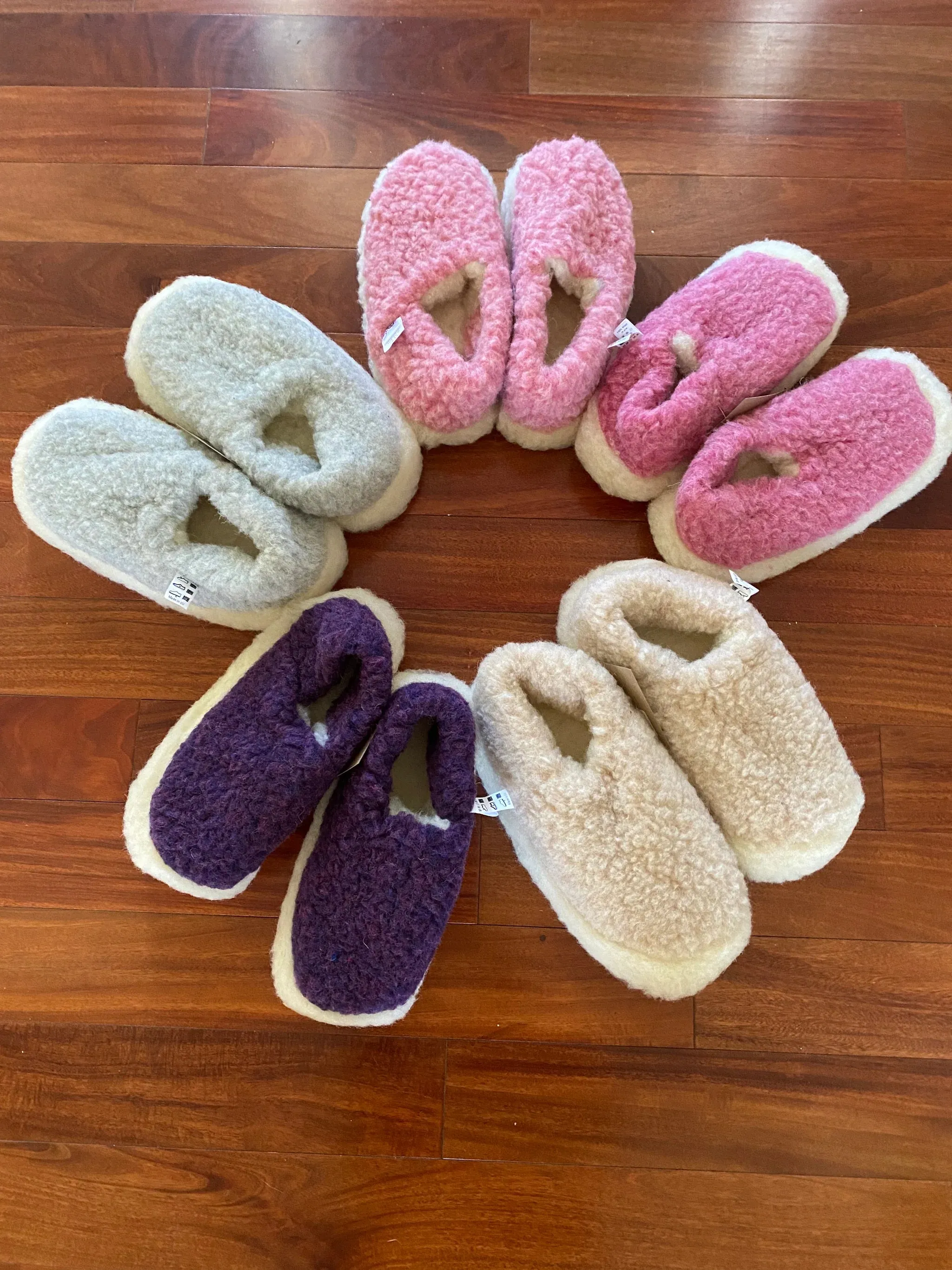 Sheep by the Sea Slippers | Pink